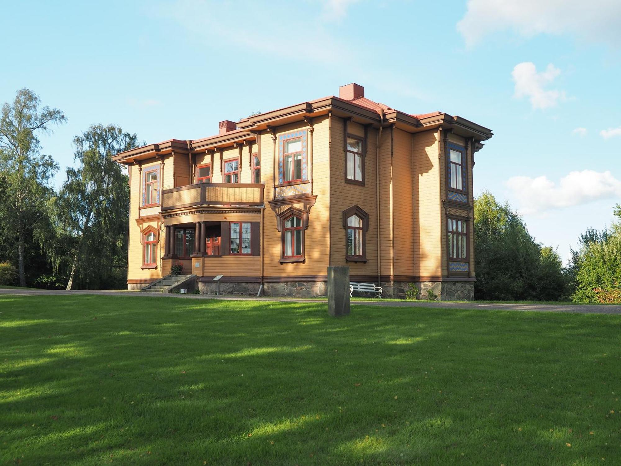 Hostal Naeaes Slott Floda  Exterior foto